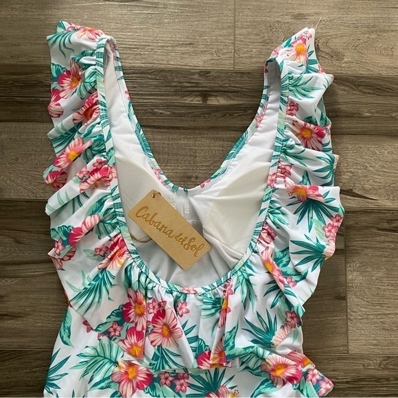 NEW Cabana Del Sol Rifle Trim One Piece Swimsuit White Pink Women’s Size Medium - Picture 5 of 8